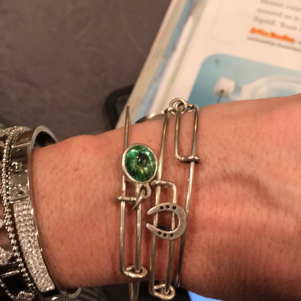 Alex and Ani horseshoe green stone bracelet - Picture 4 of 4